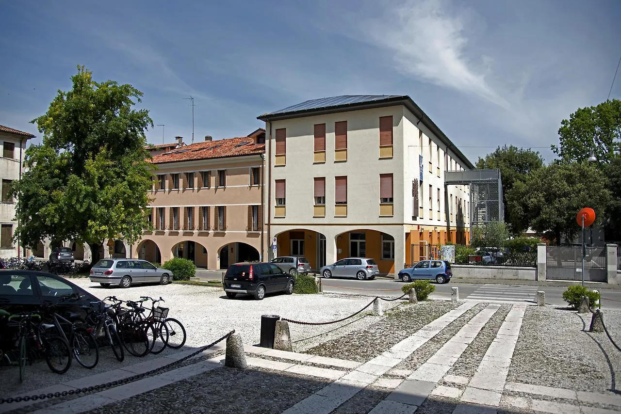 Centro Della Famiglia Hotel Treviso